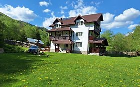 Sătic Casa Maria